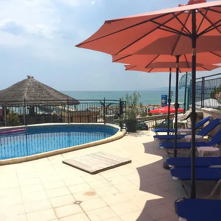 Apartment Scarlet Balchik